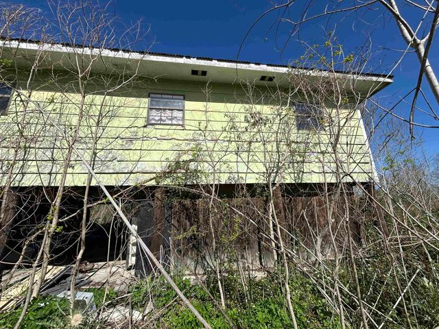 130 Bethany Ln, Montegut, LA 70377