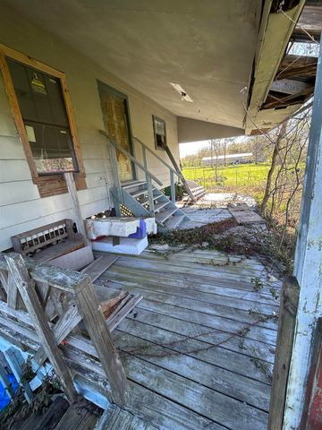 130 Bethany Ln, Montegut, LA 70377