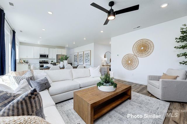 1315 S Bobby Ave, Kuna, ID 83634