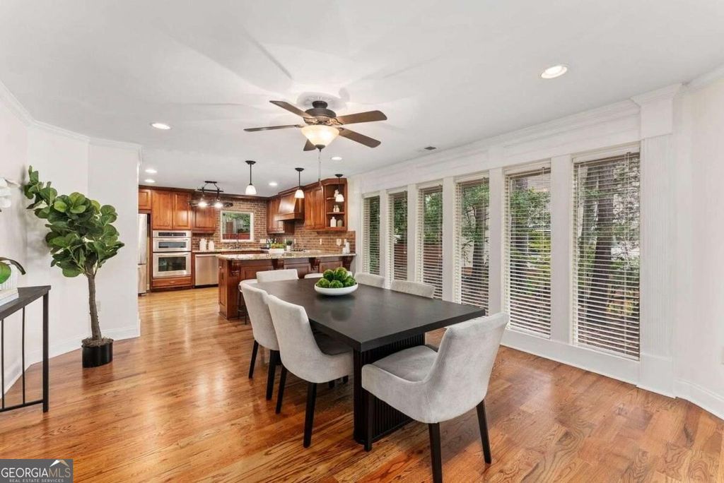 18 Basswood Circle, Sandy Springs, GA 30328 — photo 5