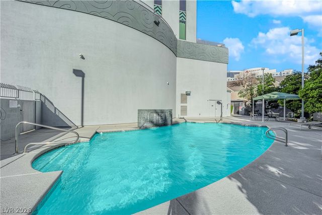 360 East Desert Inn Road 607, Las Vegas, NV 89109