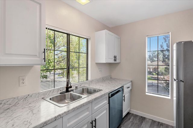 2554 Olive Drive 190, Palmdale, CA 93550