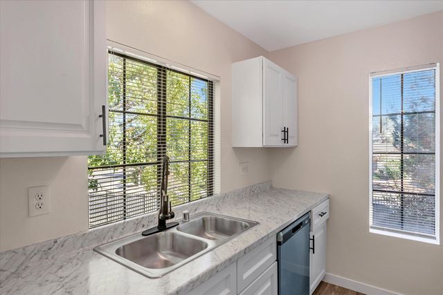 2554 Olive Drive 190, Palmdale, CA 93550