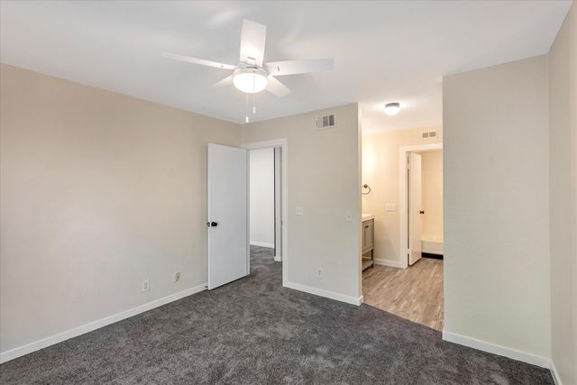 2554 Olive Drive 190, Palmdale, CA 93550