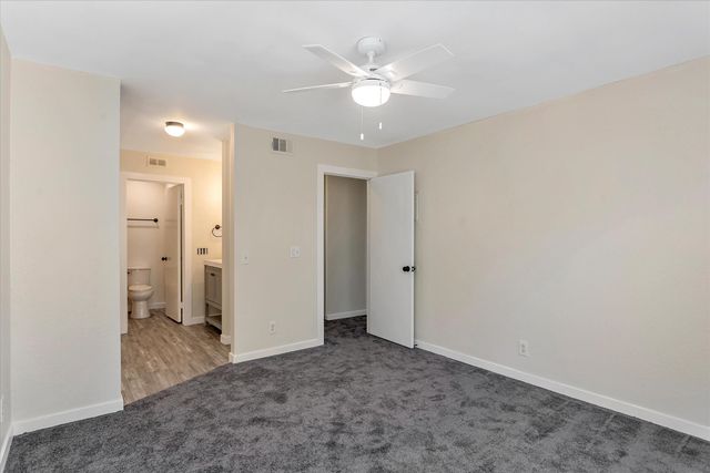 2554 Olive Drive 190, Palmdale, CA 93550