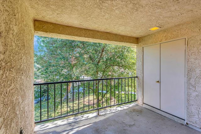 2554 Olive Drive 190, Palmdale, CA 93550