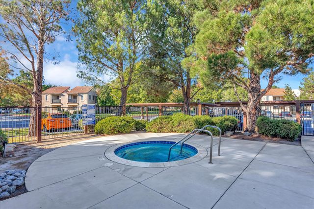 2554 Olive Drive 190, Palmdale, CA 93550