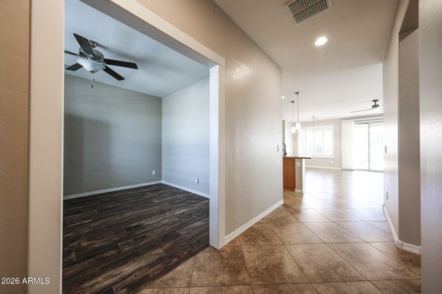 17613 W BRIARWOOD Drive, Goodyear, AZ 85338