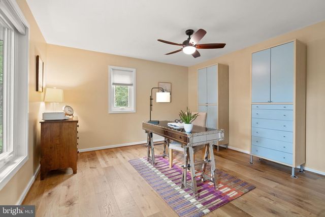 14 WILTSHIRE CT E, Sterling, VA 20165