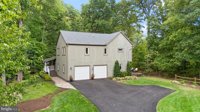 14 WILTSHIRE CT E, Sterling, VA 20165