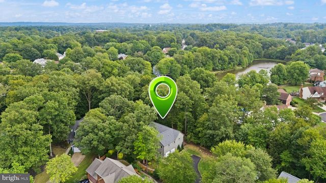 14 WILTSHIRE CT E, Sterling, VA 20165
