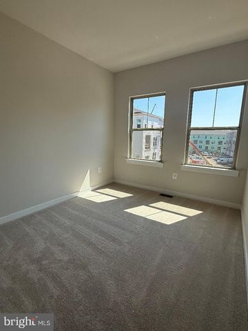 3809 SHALE RIDGE RD, Woodbridge, VA 22193