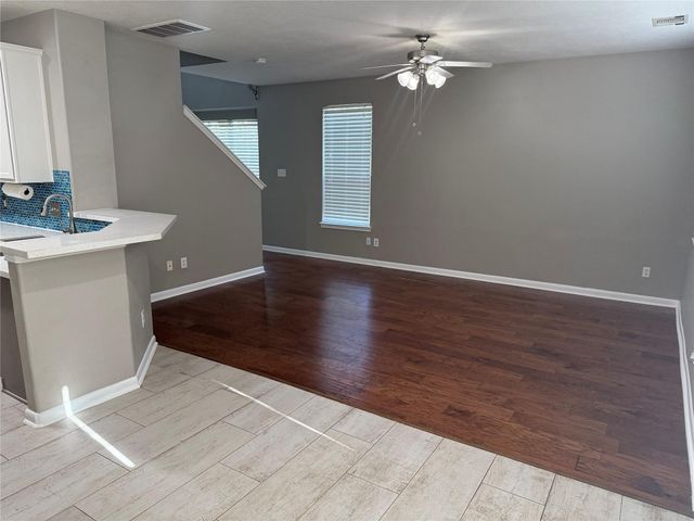 319 Brandy Ridge Lane, Dickinson, TX 77539
