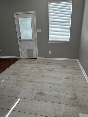 319 Brandy Ridge Lane, Dickinson, TX 77539