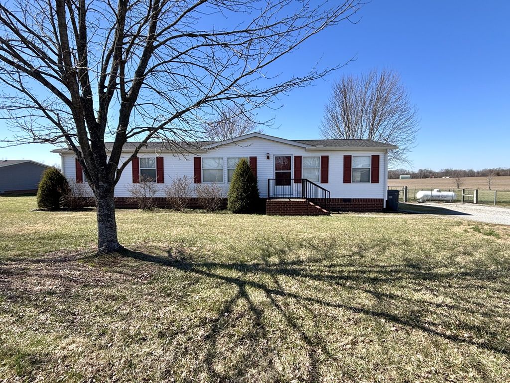 519 Cook Rd, Portland, TN 37148