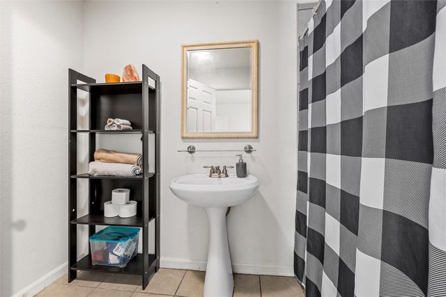 1205 Ashleman Street, Bellmead, TX 76705