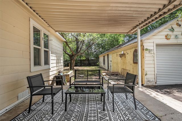 1205 Ashleman Street, Bellmead, TX 76705