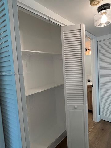 8277 SW 128th St 113, Pinecrest, FL 33156