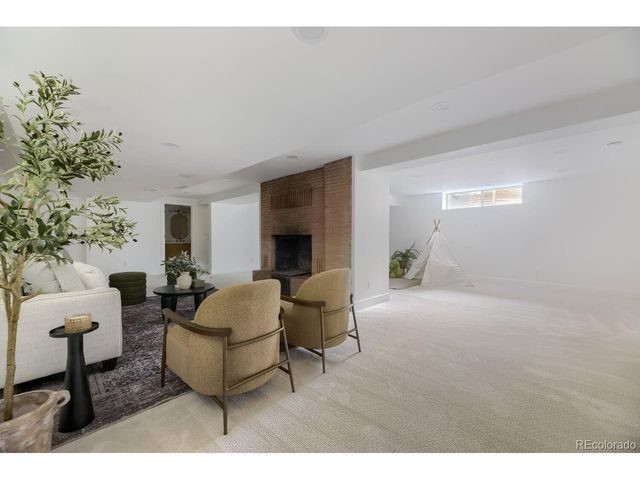 1330 Olive St, Denver, CO 80220