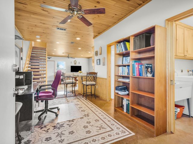 333 County Road 3714, Wolfe City, TX 75496