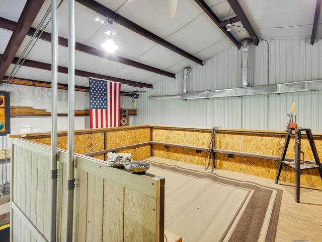 333 County Road 3714, Wolfe City, TX 75496
