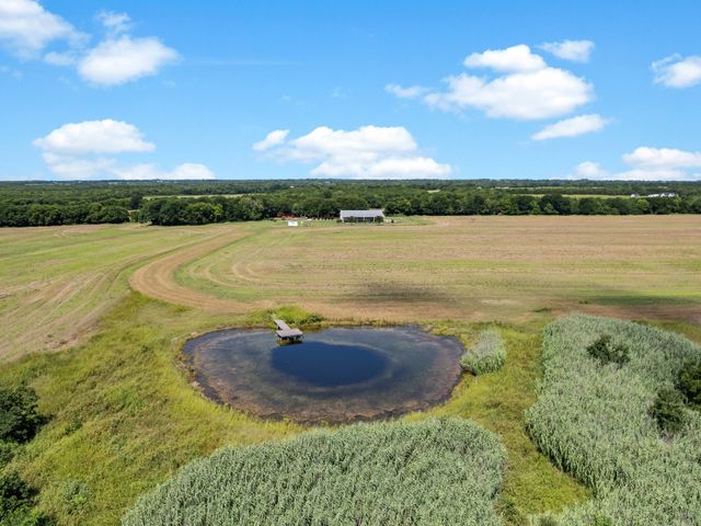 333 County Road 3714, Wolfe City, TX 75496
