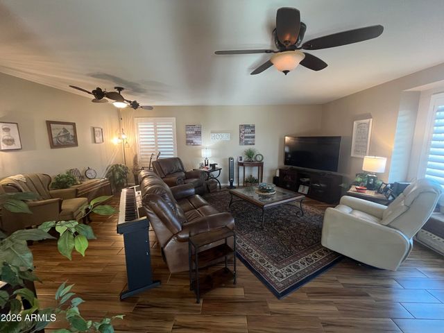 10102 W BURNS Drive, Sun City, AZ 85351