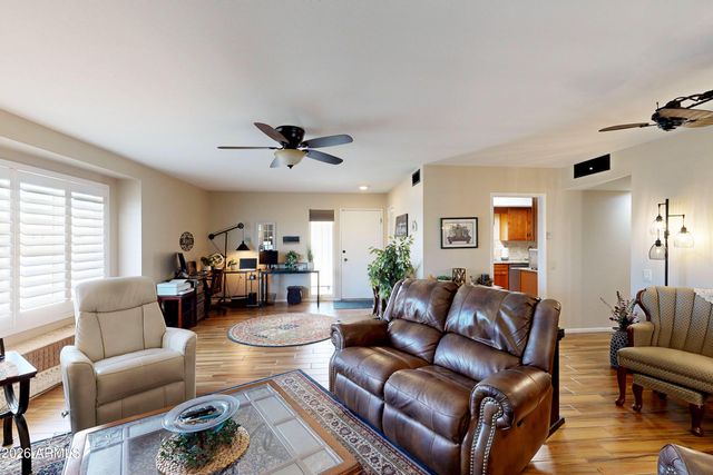 10102 W BURNS Drive, Sun City, AZ 85351