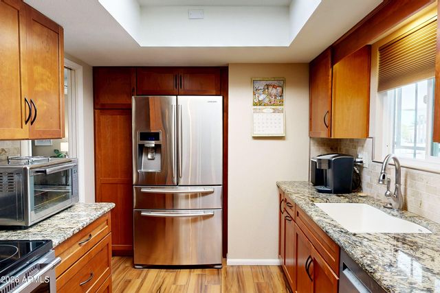 10102 W BURNS Drive, Sun City, AZ 85351