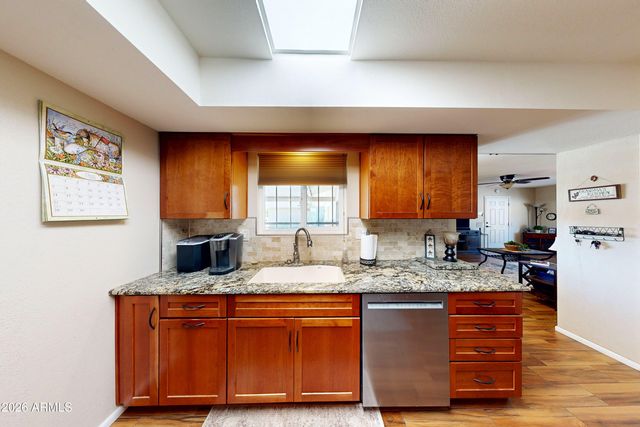 10102 W BURNS Drive, Sun City, AZ 85351