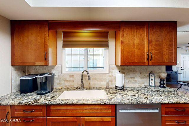 10102 W BURNS Drive, Sun City, AZ 85351