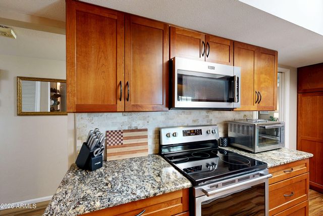 10102 W BURNS Drive, Sun City, AZ 85351
