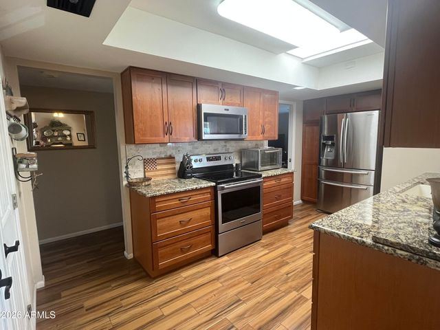 10102 W BURNS Drive, Sun City, AZ 85351