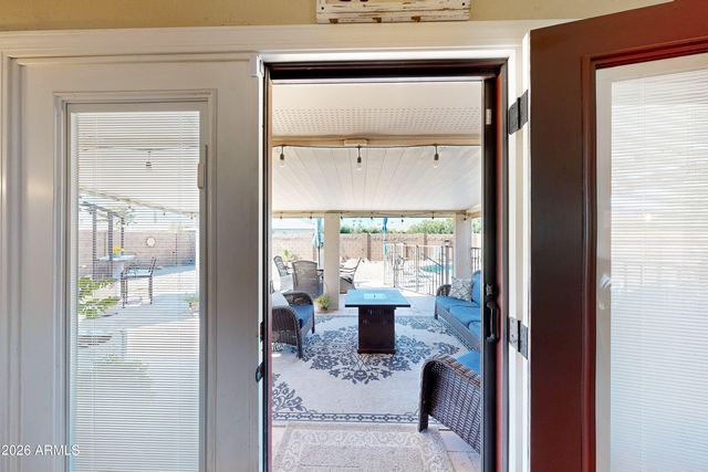 10102 W BURNS Drive, Sun City, AZ 85351