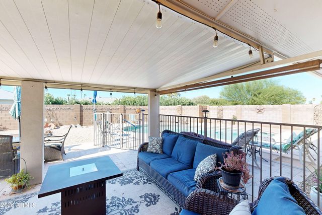 10102 W BURNS Drive, Sun City, AZ 85351