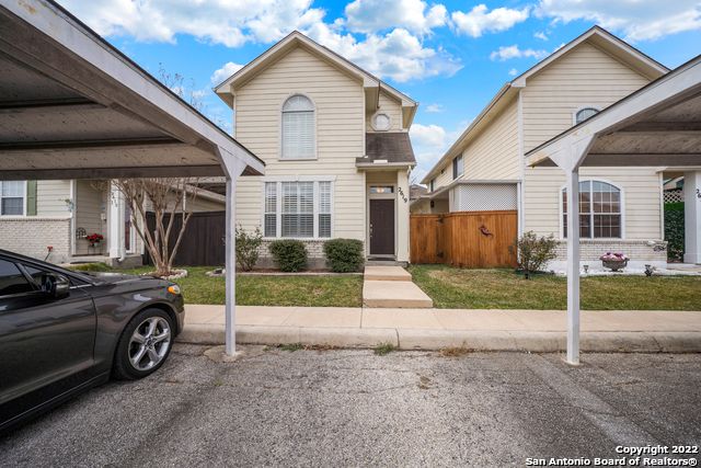 2619 CROWN ARBOR DR, San Antonio, TX 78251