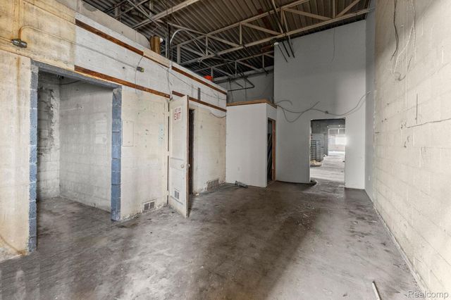 15306 Rosa Parks Boulevard, Detroit, MI 48238