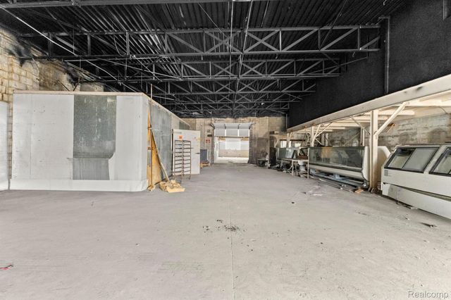 15306 Rosa Parks Boulevard, Detroit, MI 48238