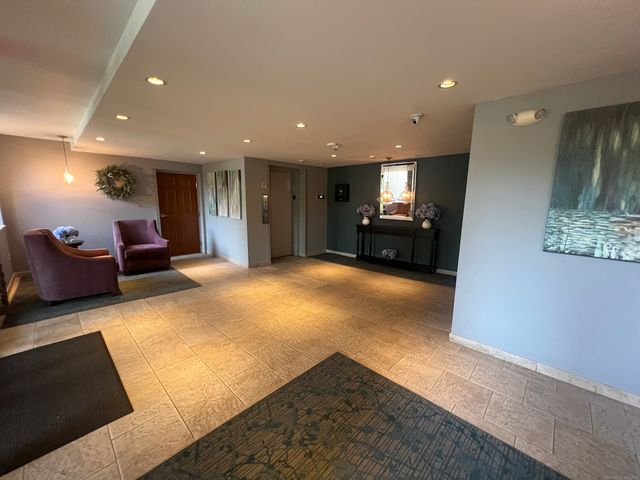 1460 Elm Street 322, Stratford, CT 06615