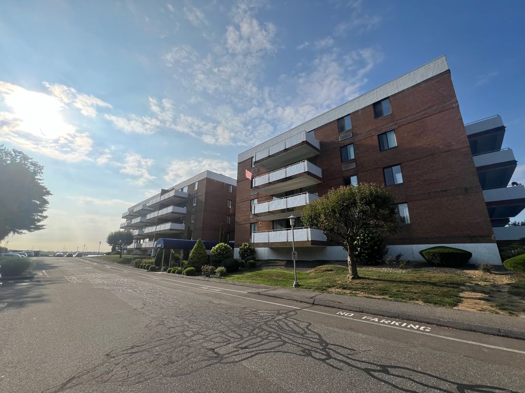 1460 Elm Street 322, Stratford, CT 06615