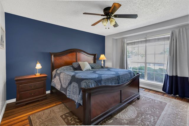 2600 Paddle Wheel Dr, Nashville, TN 37214