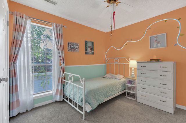 2600 Paddle Wheel Dr, Nashville, TN 37214