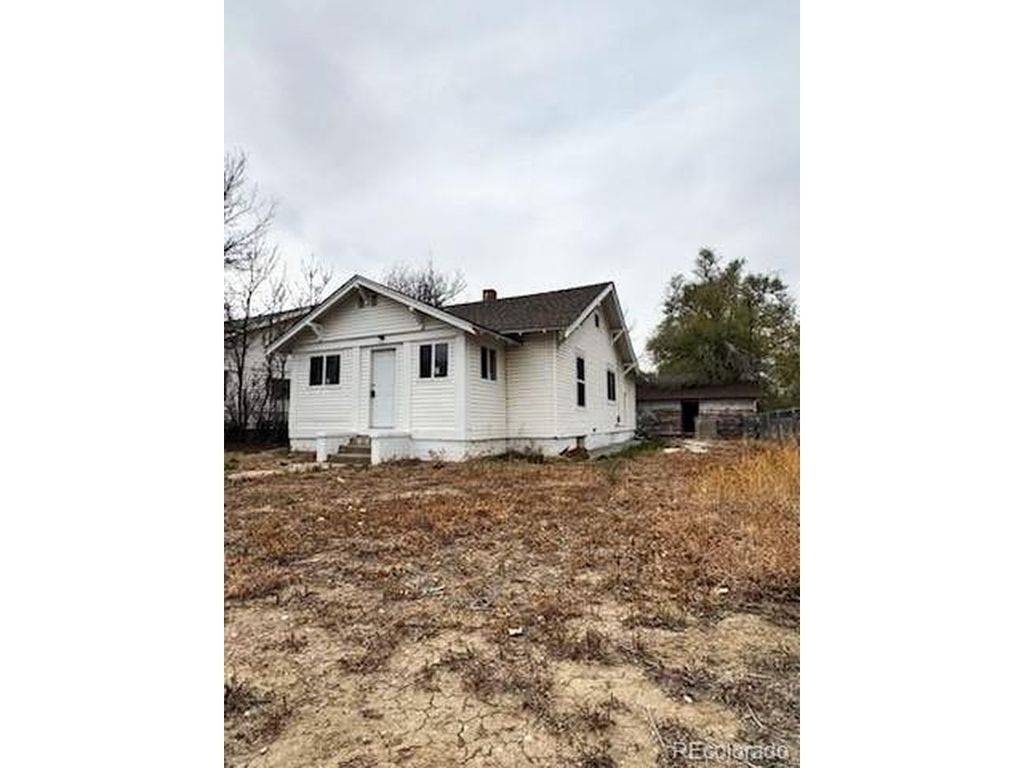 702 Rice Ave, La Junta, CO 81050
