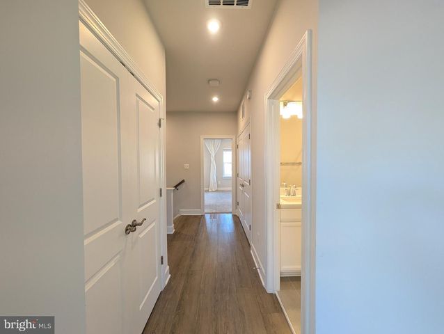 6710 BELCREST RD, Hyattsville, MD 20782