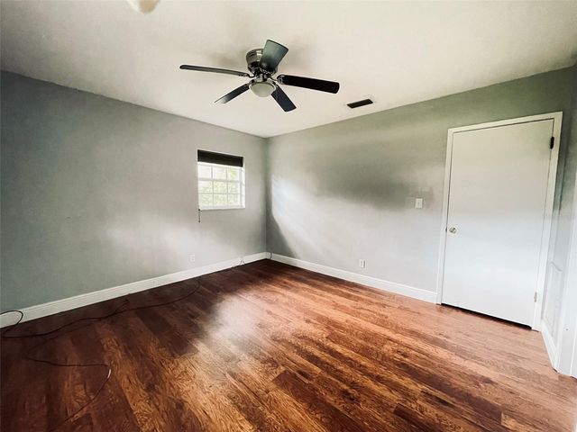 1039 S FRANKLAND ROAD, Tampa, FL 33629