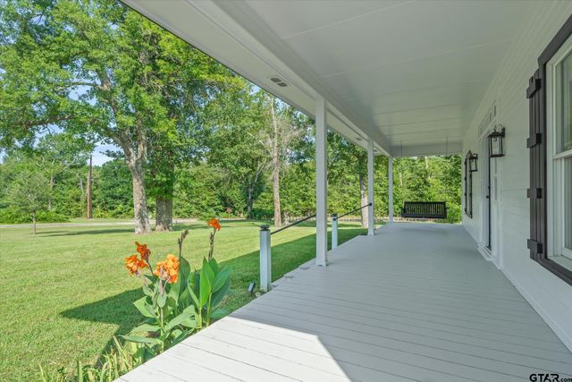 111 VZ County Road 3626, Edgewood, TX 75117