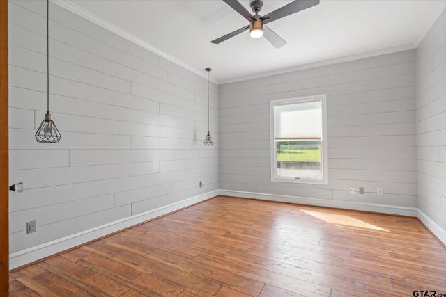 111 VZ County Road 3626, Edgewood, TX 75117