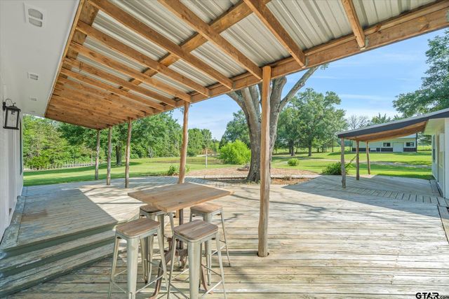 111 VZ County Road 3626, Edgewood, TX 75117
