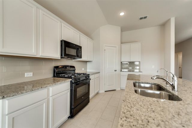 4909 Cleves Avenue, Celina, TX 75009