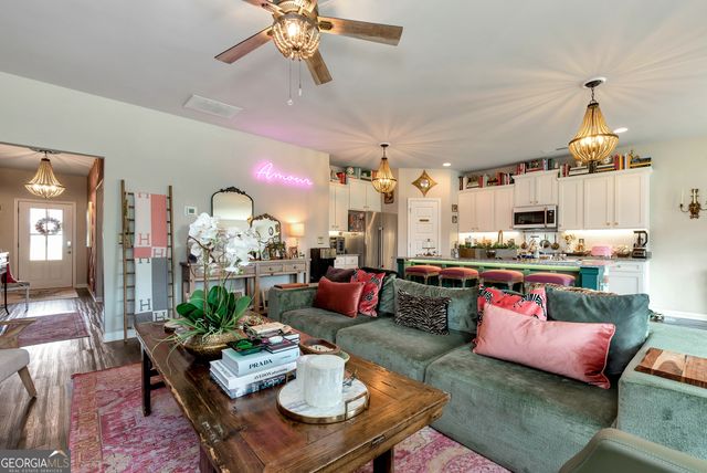 425 Crystal Way, Cornelia, GA 30531